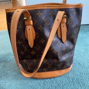 LV petite bucket bag
